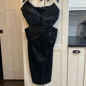 Milly Harlow Bow Taffeta strapless dress 
color is black and Size 12. NWT.